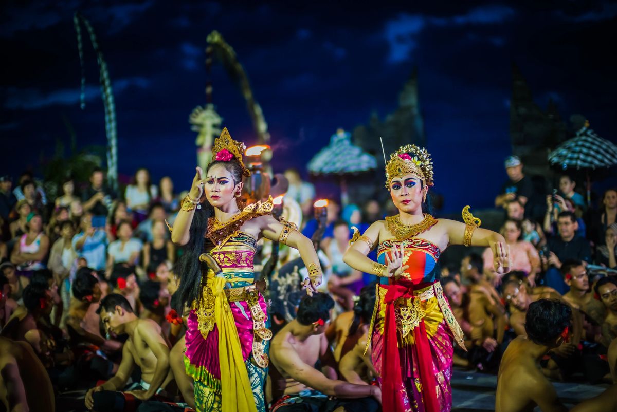 Festival Tours