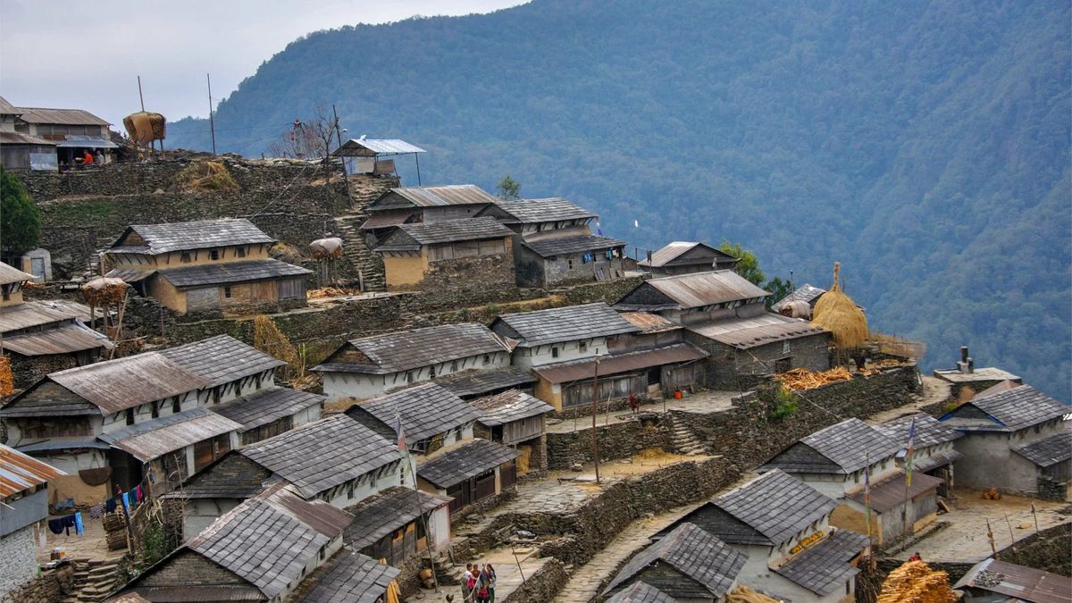 Best Ghalegaun Bhujung Community Hiking Experience