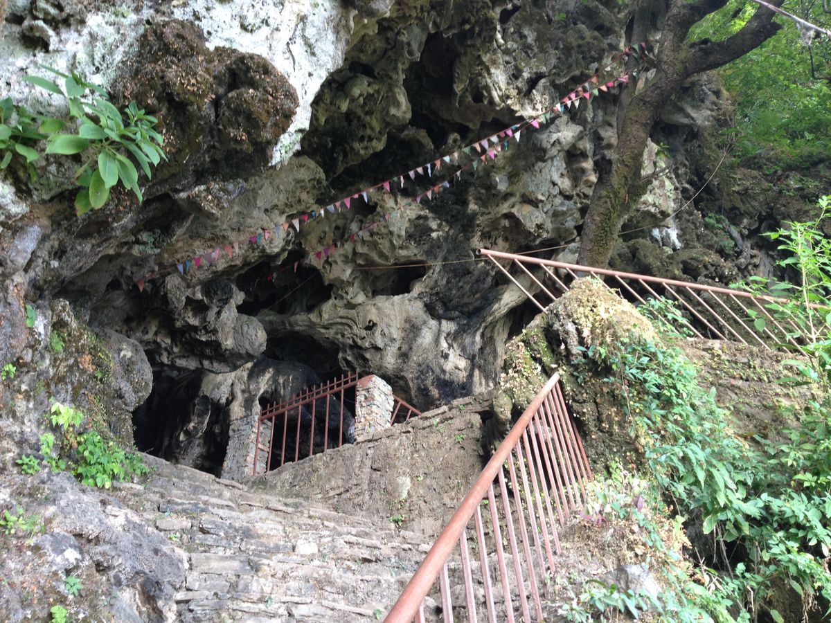 Dhading Cave Experience Tour: Explore Hidden Caves and Authentic Rural Village Life in Nepal