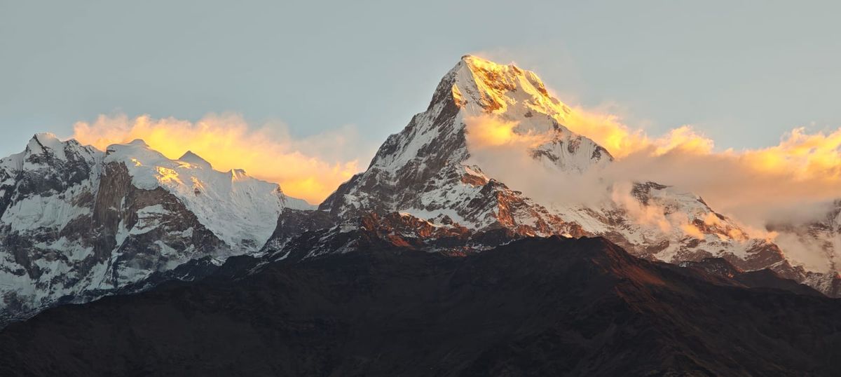 Ghorepani Poon Hill Trek Package: Experience the Magical Sunrise Over the Annapurna and Dhaulagiri Ranges