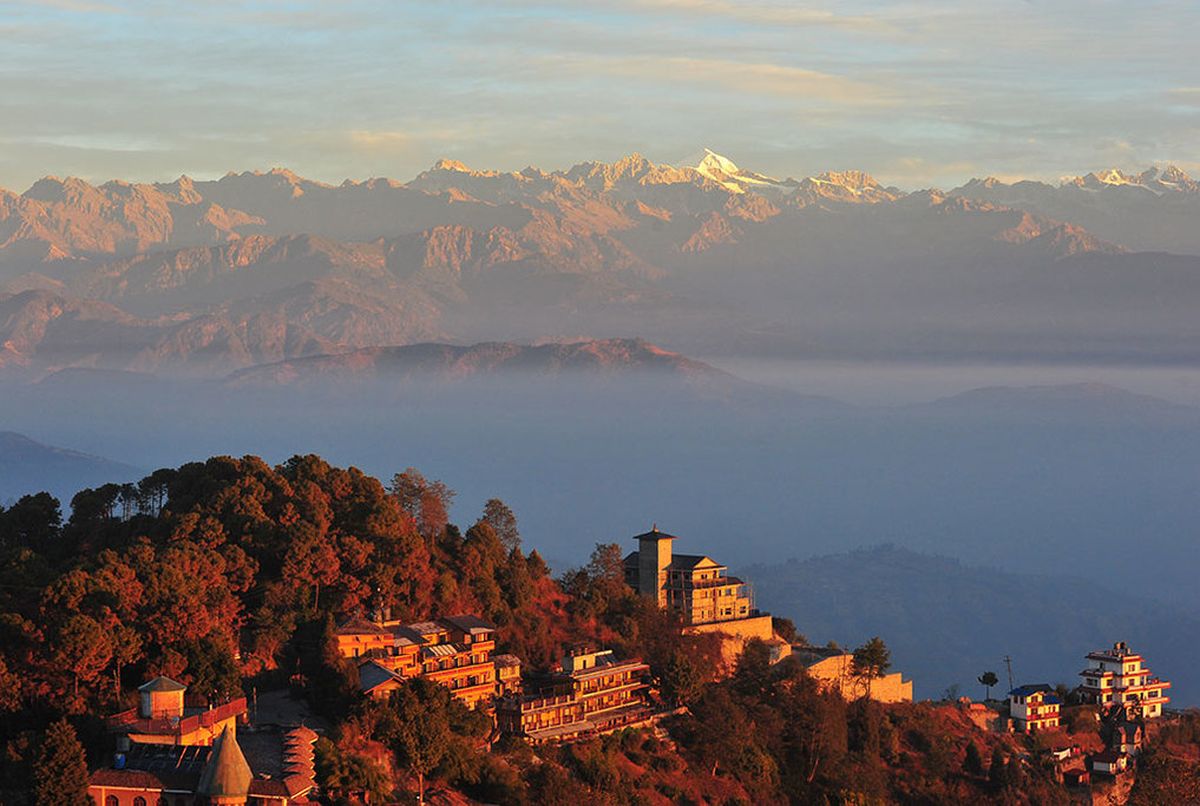 Daman Hills Himalayan Nature Retreat: Experience Panoramic Himalayan Views and Peaceful Mountain Landscapes