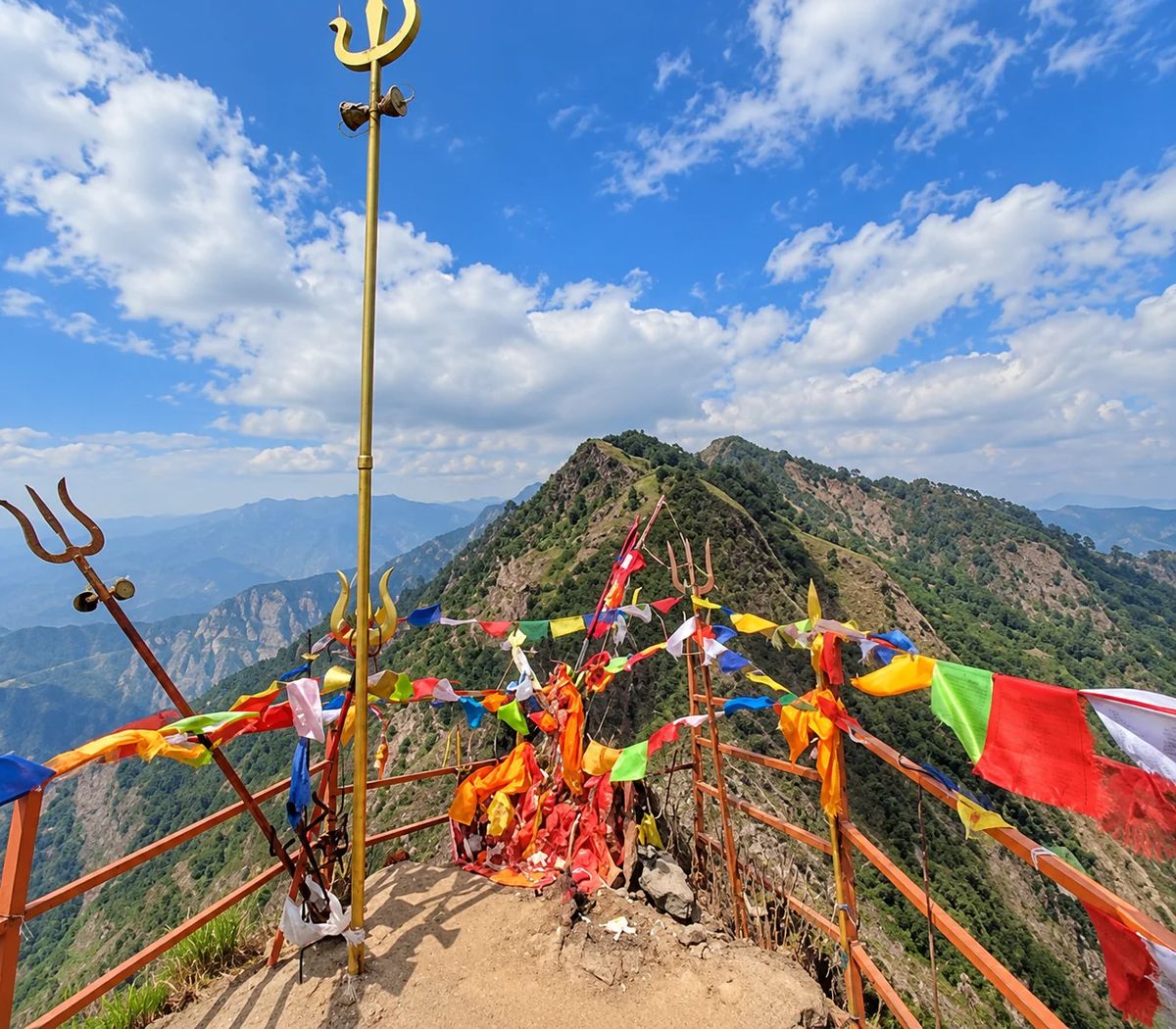 Latarambeshwor Mahadev: Sacred Temple & Hiking Destination 2027 photo 2