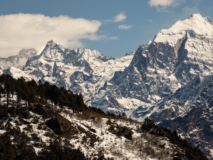 Nagthali Viewpoint: Nepal’s Hidden Gem Above the Clouds